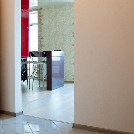 Apartment On Bogatyrskaya 6A Kiev Esterno foto