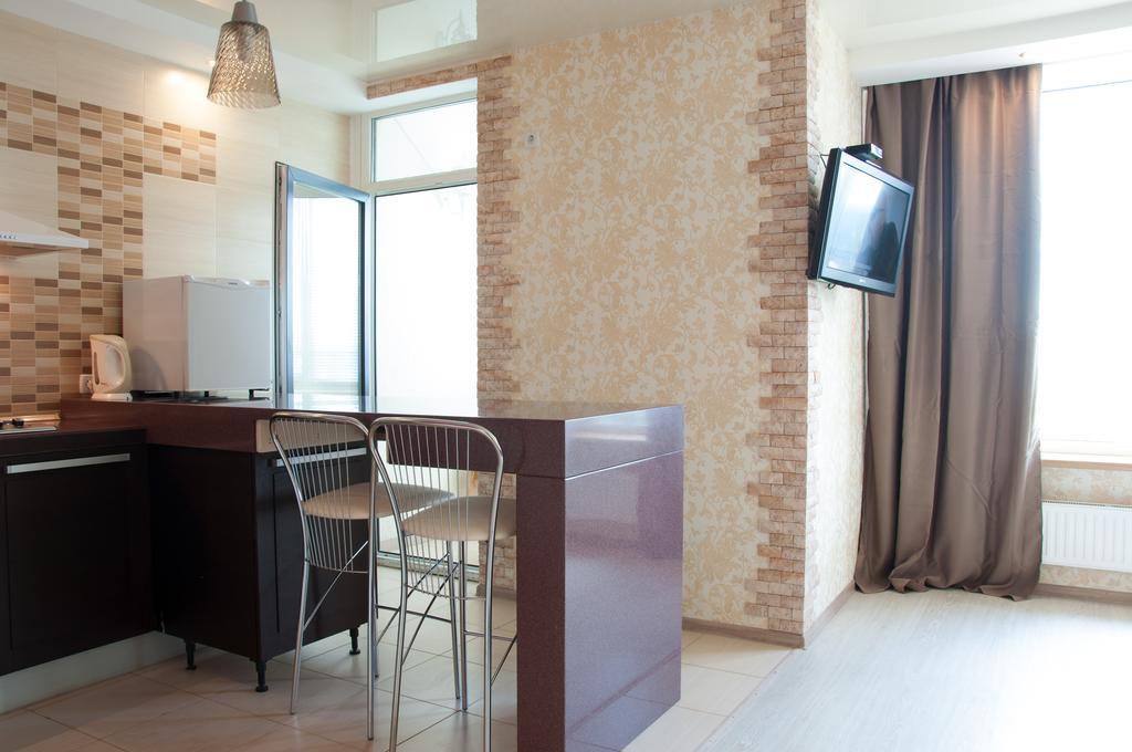 Apartment On Bogatyrskaya 6A Kiev Esterno foto